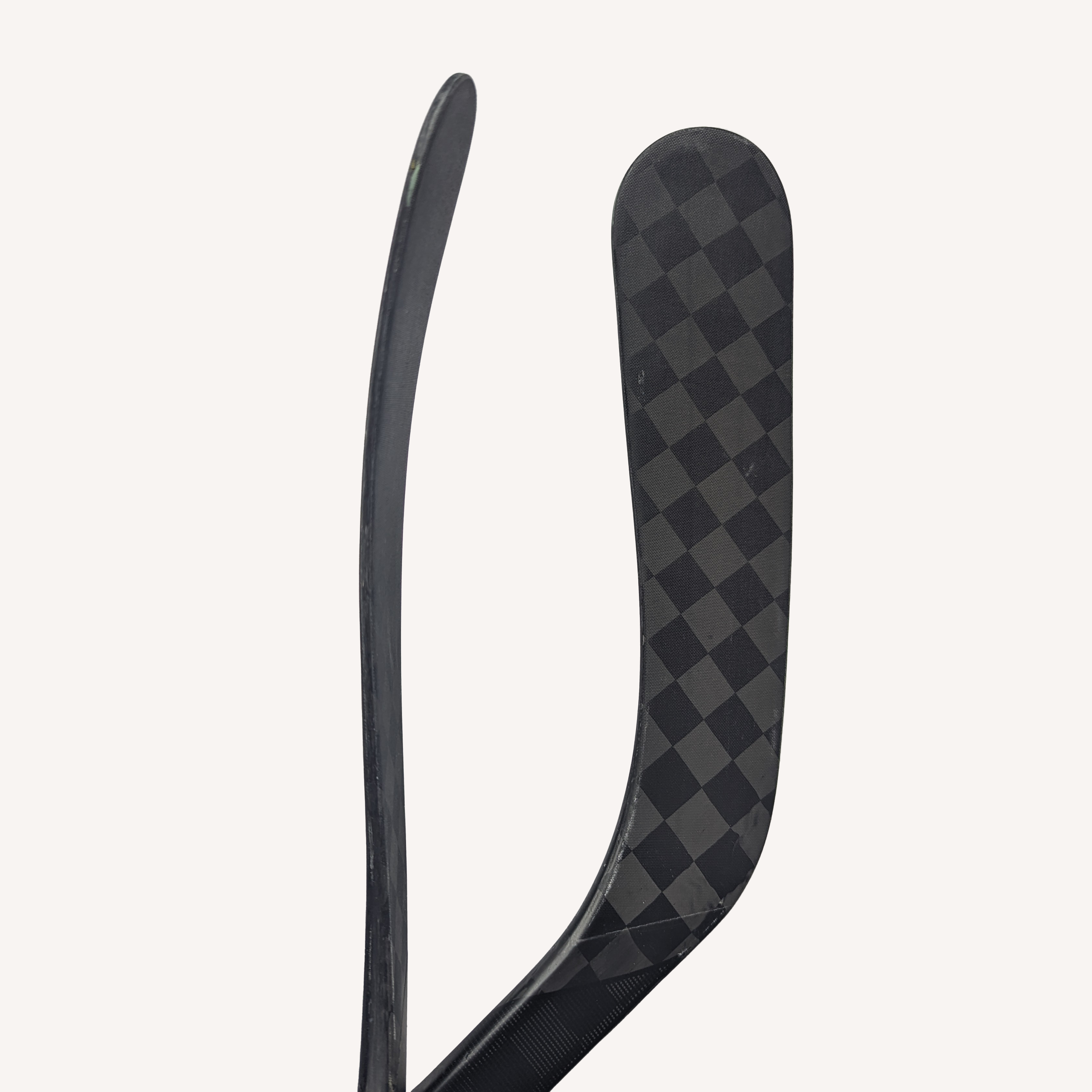 James van Riemsdyk Pro Stock - CCM Ribcor Trigger 4 Pro (NHL)